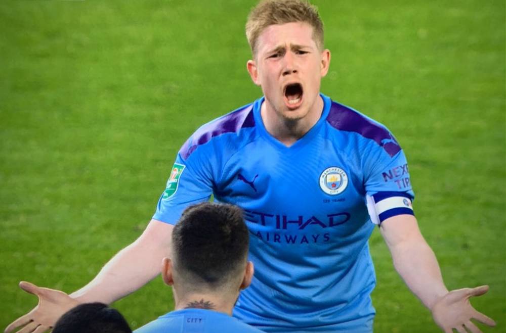 勇士队防守顶尖，波斯特超越格林，科尔应给予更多首发机会。（勇士防守强势，波斯特表现胜格林，科尔该增加其先发机会）