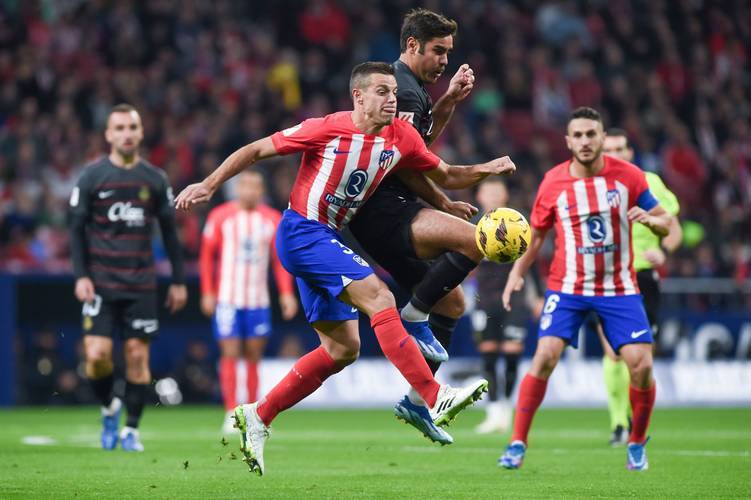 上周末的足球比赛让巴萨球迷心情舒畅（上周末一战让巴萨球迷喜笑颜开）