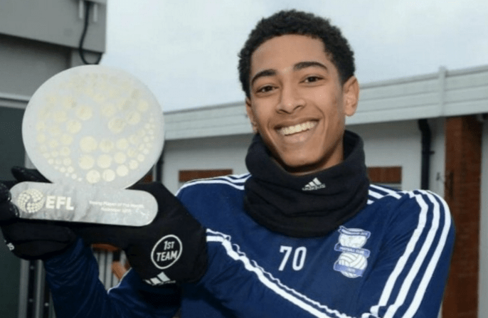 率队夺冠后，梅西蝉联美职联年度MVP（夺冠加身，梅西连续两年荣膺美职联年度MVP）