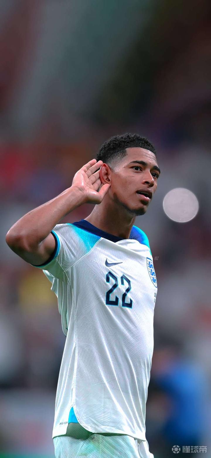 万隆前锋：我已准备好复出，我能否进球不重要，球队能赢就行（万隆前锋复出在即：不计个人进球，只求球队胜利）