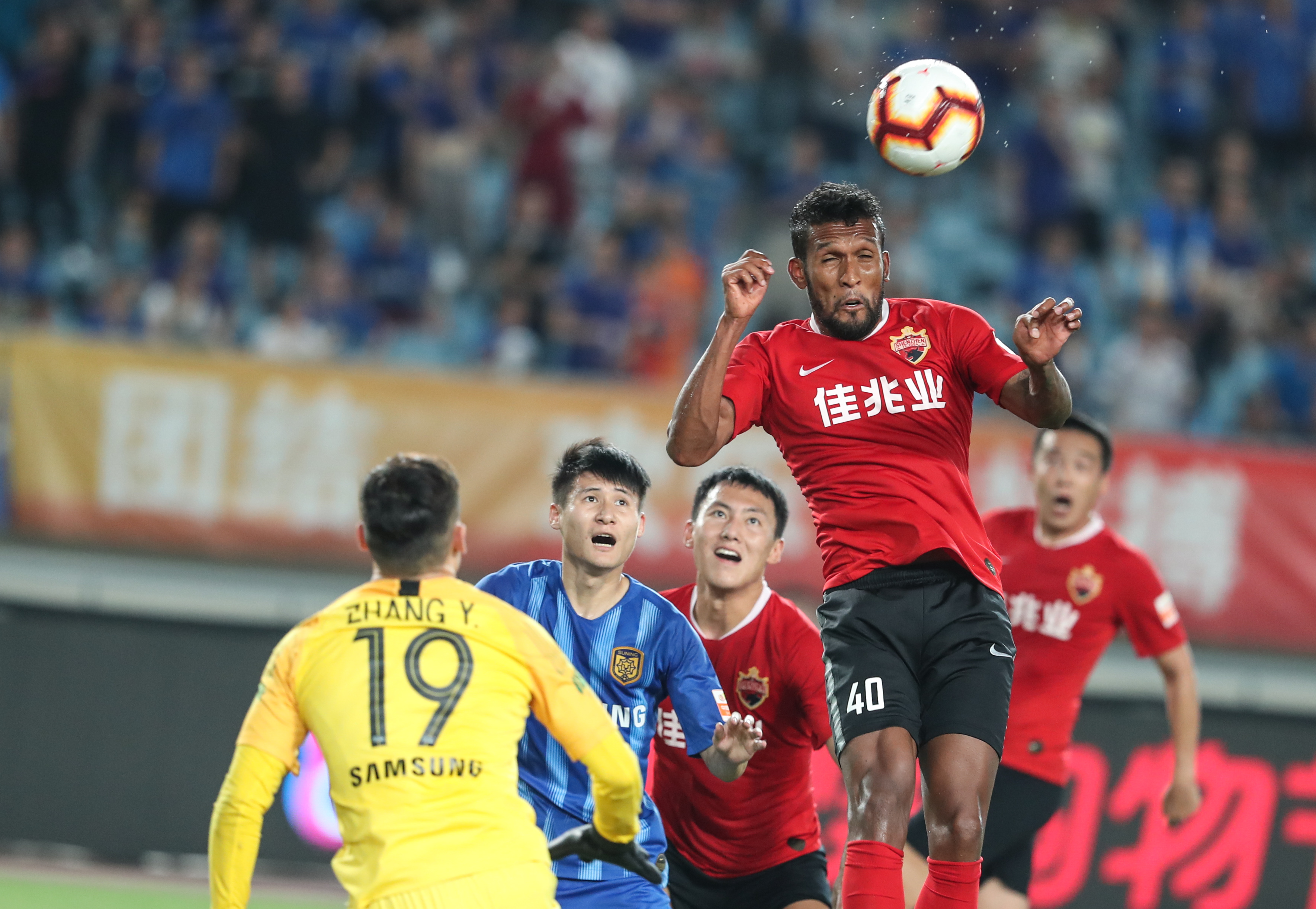 维尔茨父亲：英超更注重节奏和速度，维尔茨能很好地融入球队（维尔茨父亲称英超更强调节奏和速度，维尔茨有望迅速融入球队）