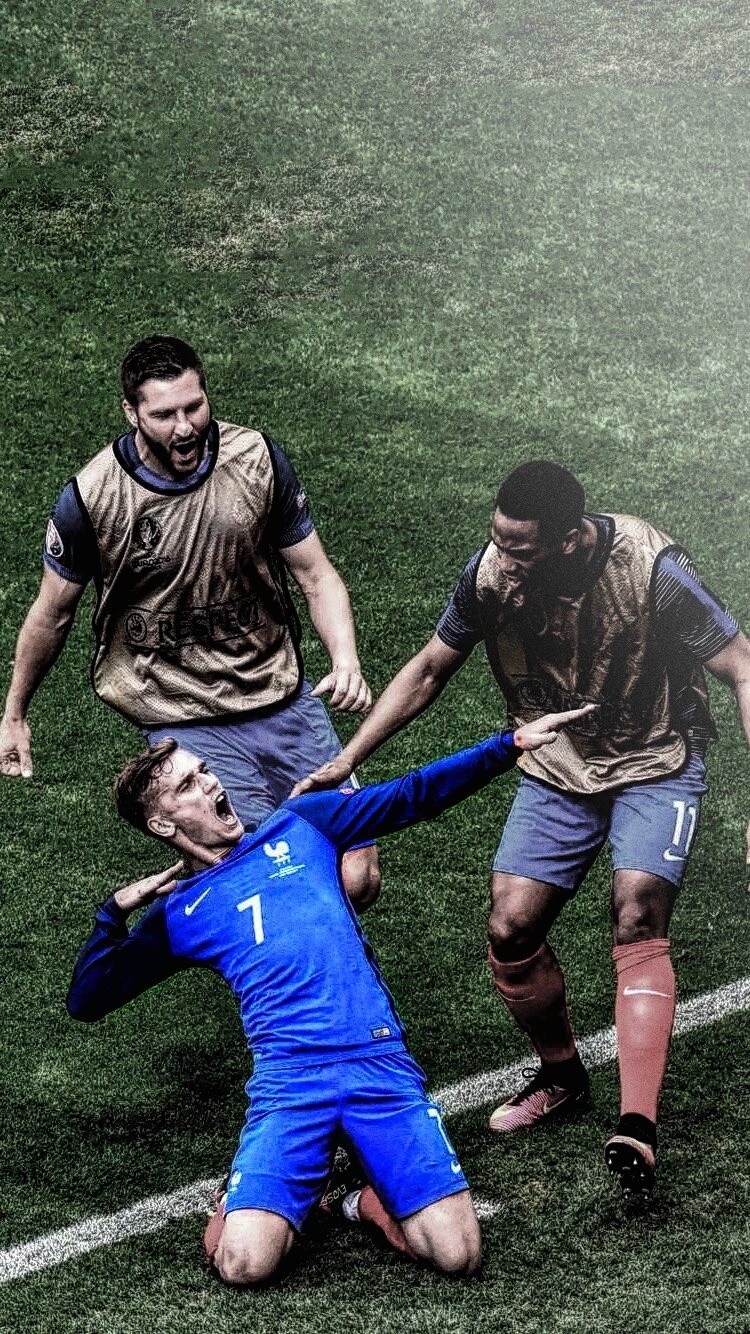 门兴格拉德巴赫vsRB莱比锡：诺伊豪斯、尼科-埃尔维迪首发，劳姆、古拉西奇出战（门兴格拉德巴赫迎战RB莱比锡：诺伊豪斯、尼科-埃尔维迪先发，劳姆与古拉西奇登场）