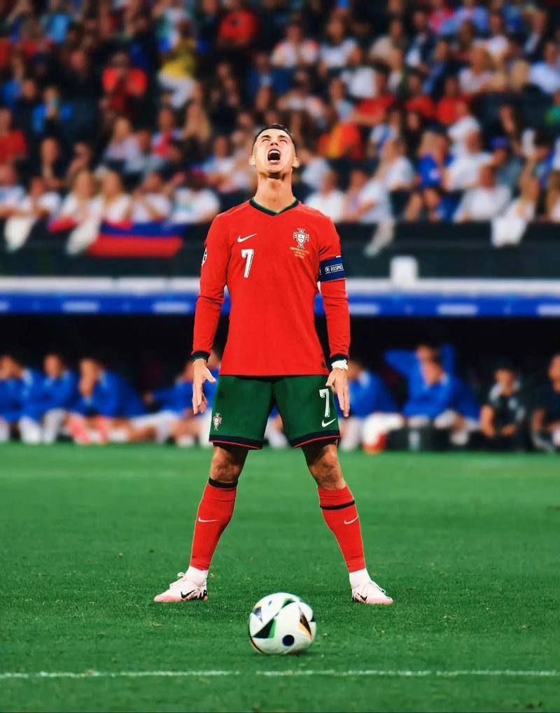 突发！因为没有缴纳认证费用，WBC宣布剥夺克劳福德的拳王头衔（WBC因未缴认证费用宣布取消克劳福德拳王头衔）