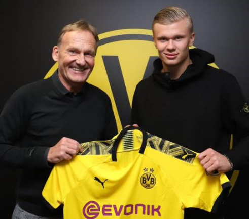 记者：埃及主帅希望萨拉赫和马尔穆什能参加12月14日的比赛（记者称：埃及主帅盼萨拉赫、马尔穆什出战12月14日比赛）