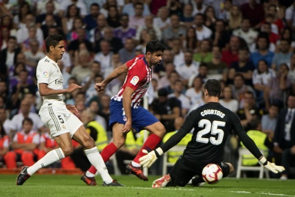 裁判哨声又上热搜（裁判吹罚再上热搜）