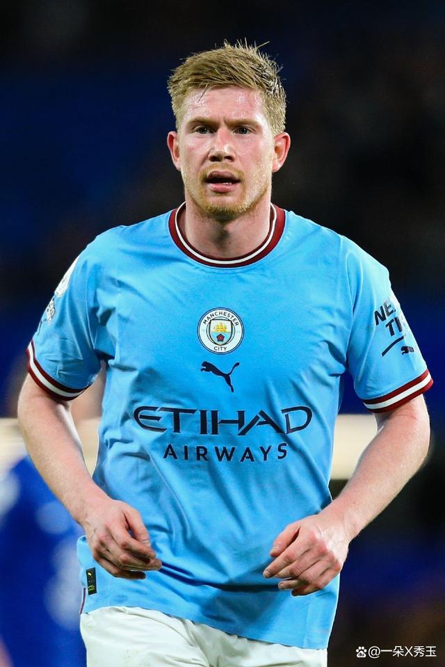 云南玉昆门将余鉴贤：希望下个赛季我能参加更多比赛（云南玉昆门将余鉴贤盼下赛季获得更多出场机会）