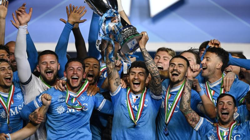 下半场发力！康宁汉姆15中7得到27分4篮板9助攻（后半场爆发，康宁汉姆15投7中砍下27分4篮板9助攻）